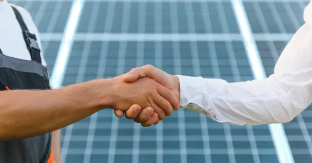 How to Sell Solar Panels: The Complete Guide